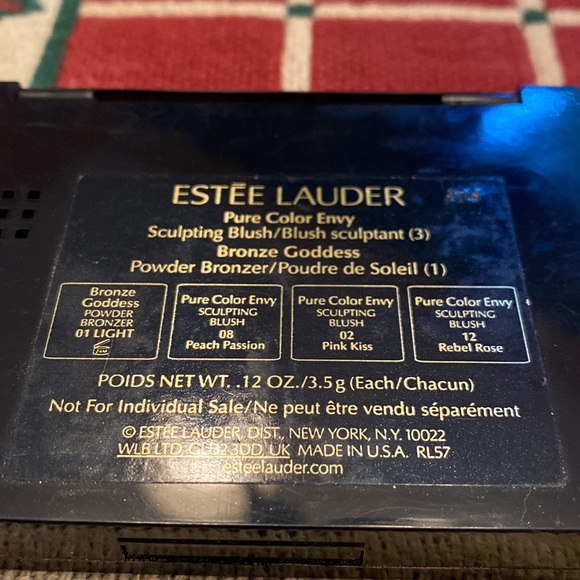 Estée Lauder Blush Palettes - Picture 3 of 5